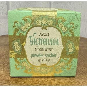 NOS Vintage Avon Victoriana Moonwind Powder Sachet w/ Box 1.5 Oz. Milk Glass Jar